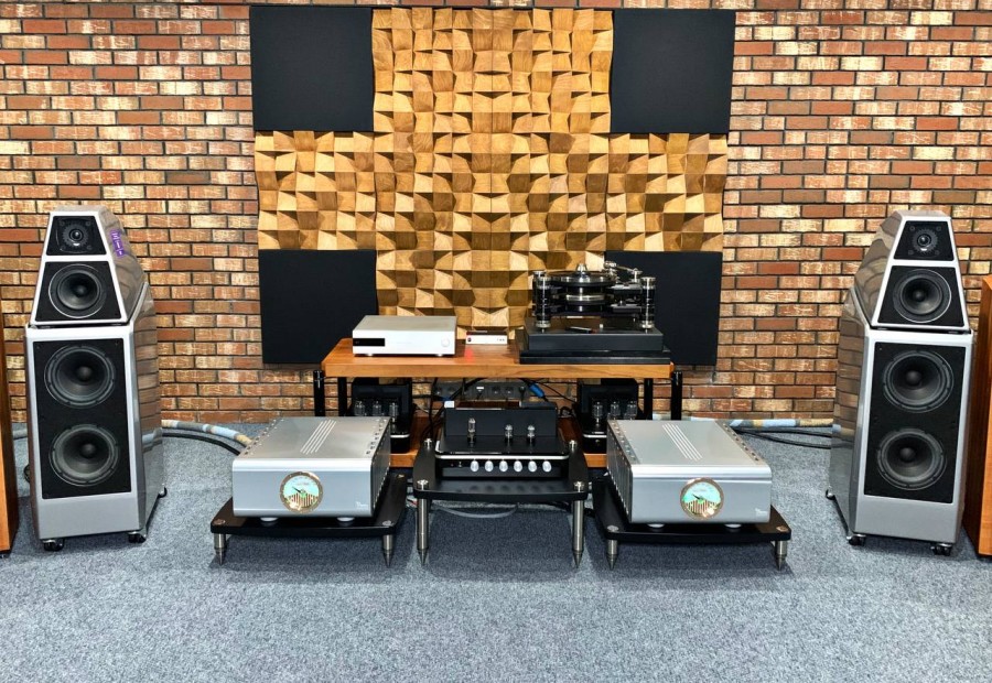 НОВАЯ ДЕМО СИСТЕМА В ШОУРУМЕ HUGE SOUND