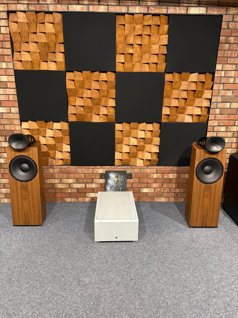 Blumenhofer FS2 Высокие проценты по депозитам и аппаратура High End - фото 9