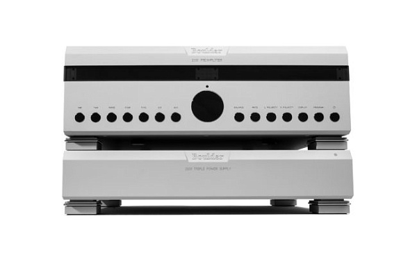 Boulder 2110 Preamplifier
